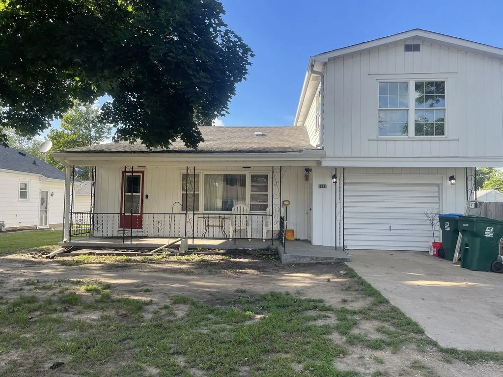 1212 W 21st Street, Rock Falls