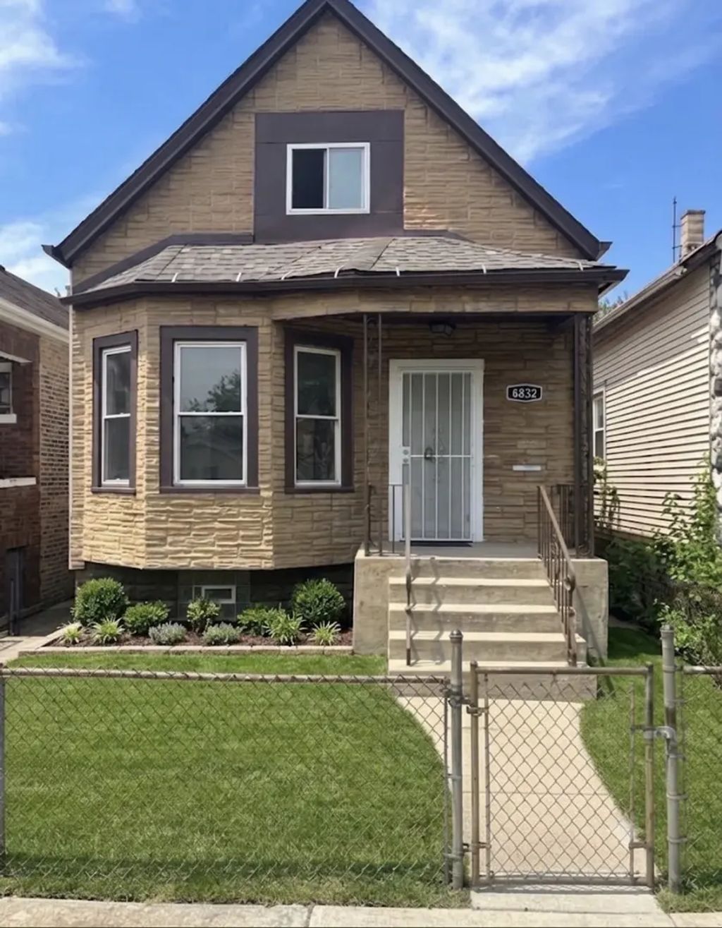 6832 S Aberdeen Street, Chicago