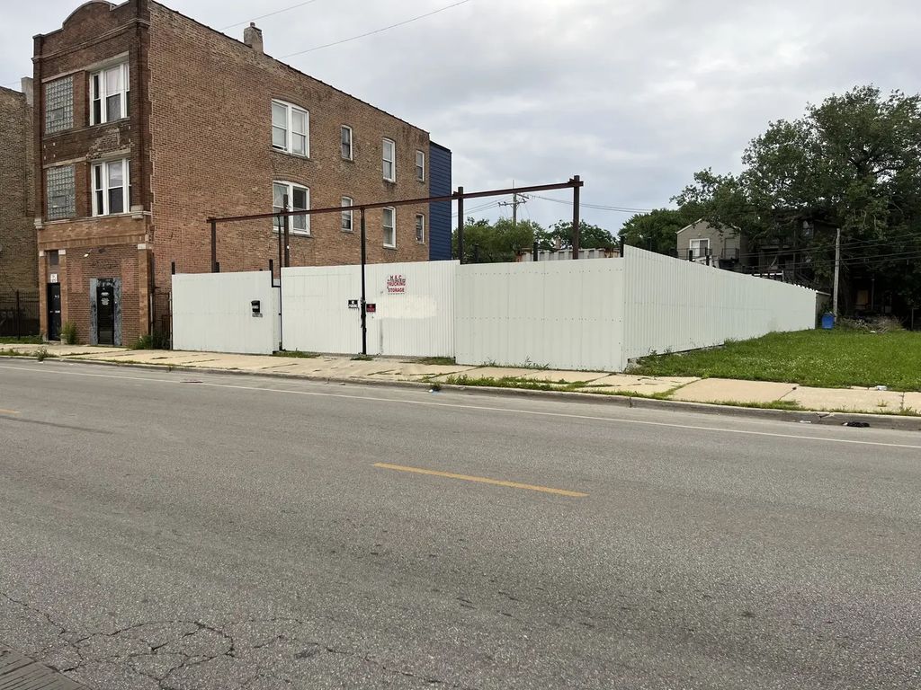 1247 S Kedzie Avenue, Chicago, 60623