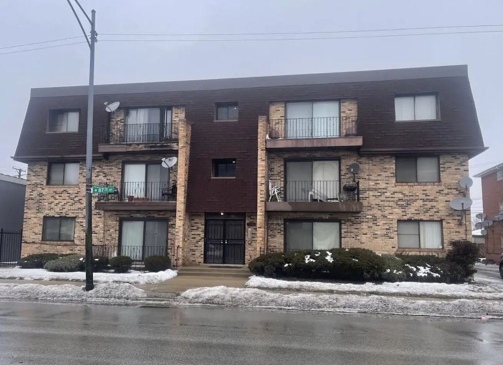 2728 W 87th Street 2a, Chicago, 60652