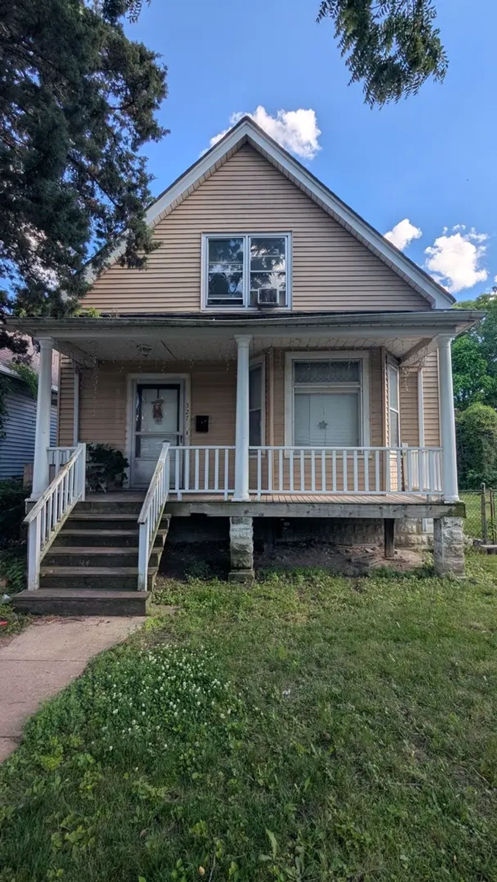 327 E 136th Place, Chicago, 60827