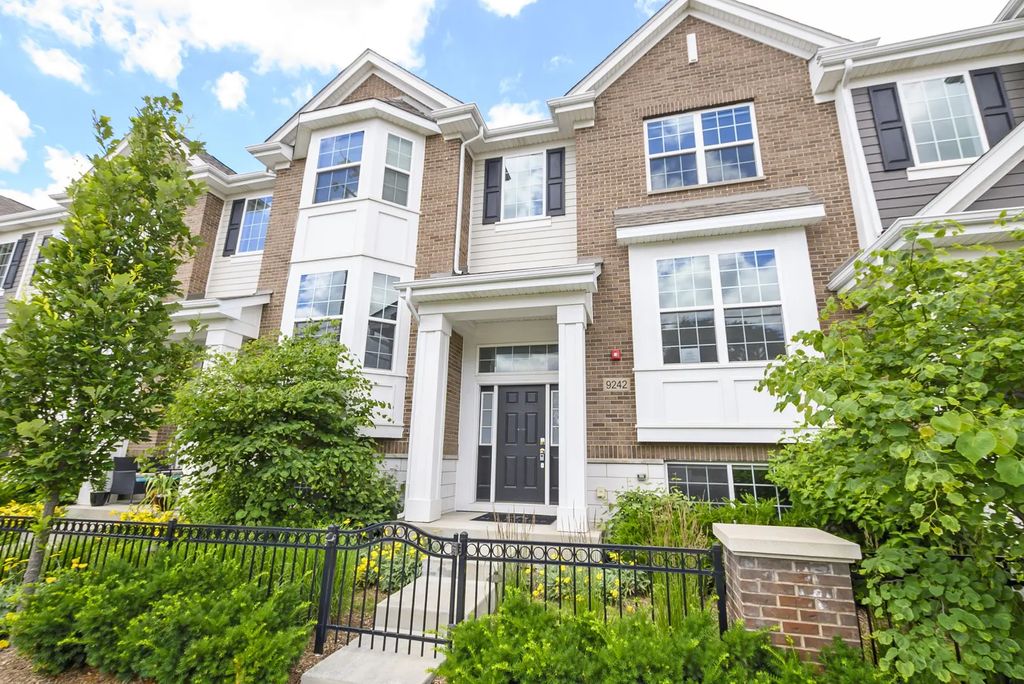 9242 143rd Street, Orland Park