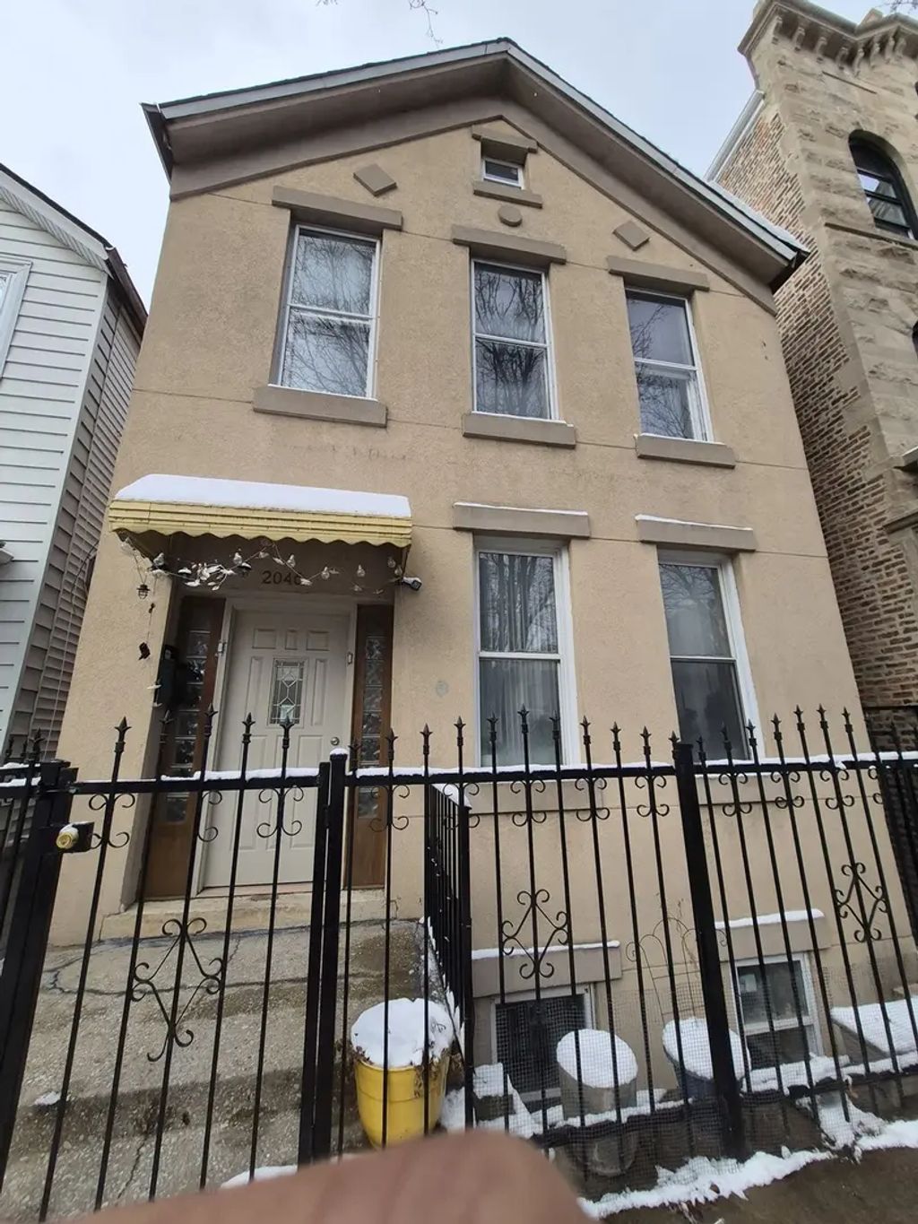 2046 W 19th Street 2, Chicago, 60608