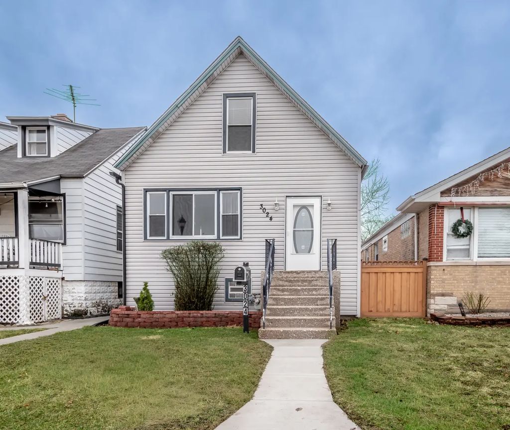 3024 East Avenue, Berwyn