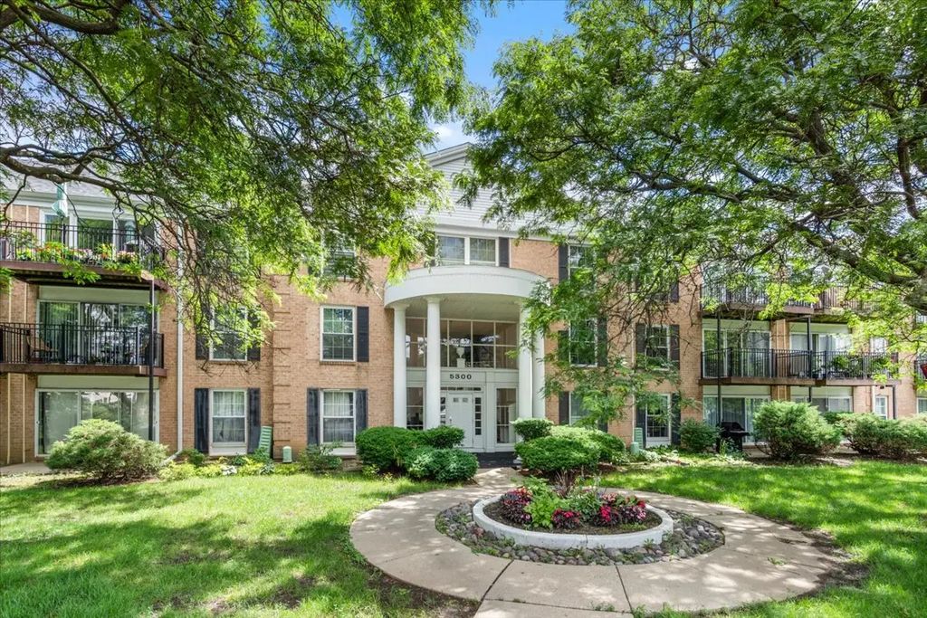 5300 Carriageway Drive 208, Rolling Meadows