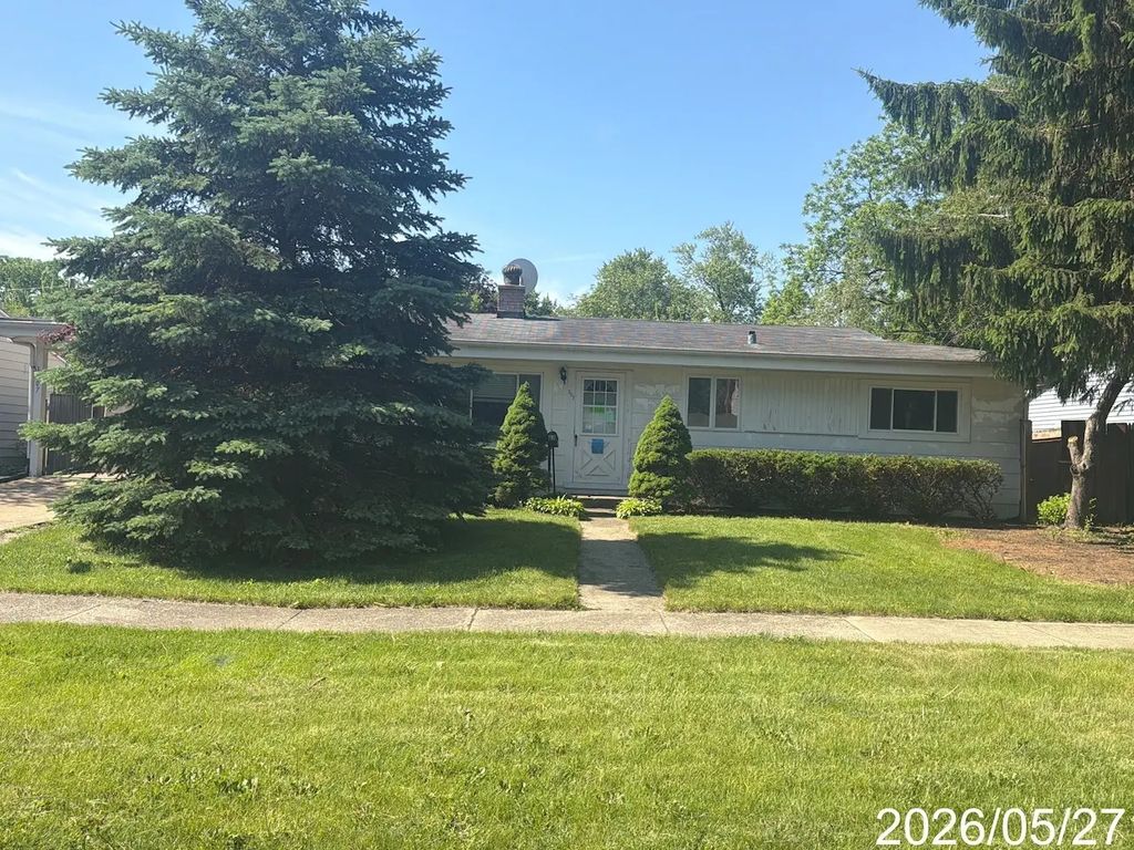 707 E Baldwin Road, Palatine