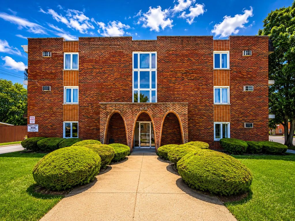9721 S Cicero Avenue 3e, Oak Lawn