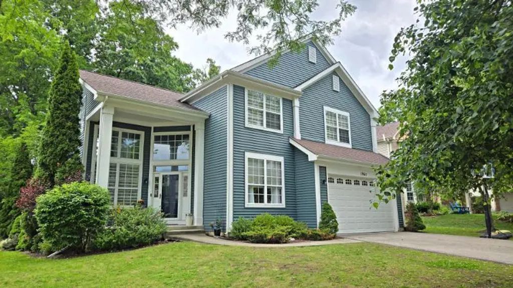 1965 S Finch Court, Libertyville
