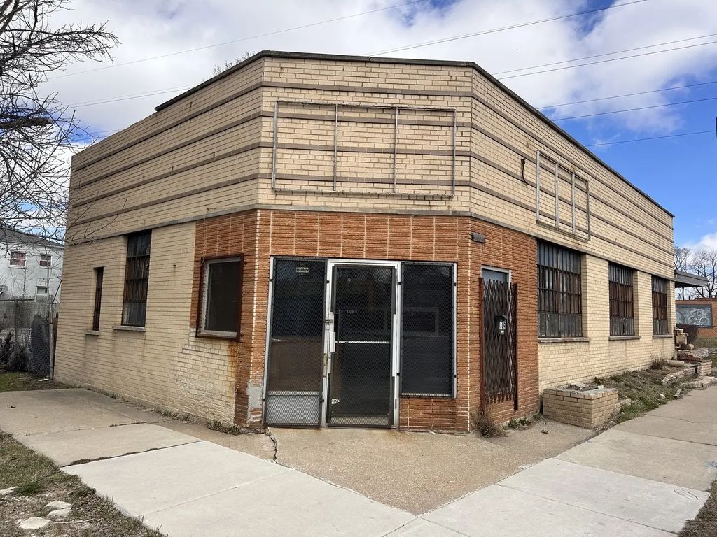 1058 W 111th Street, Chicago