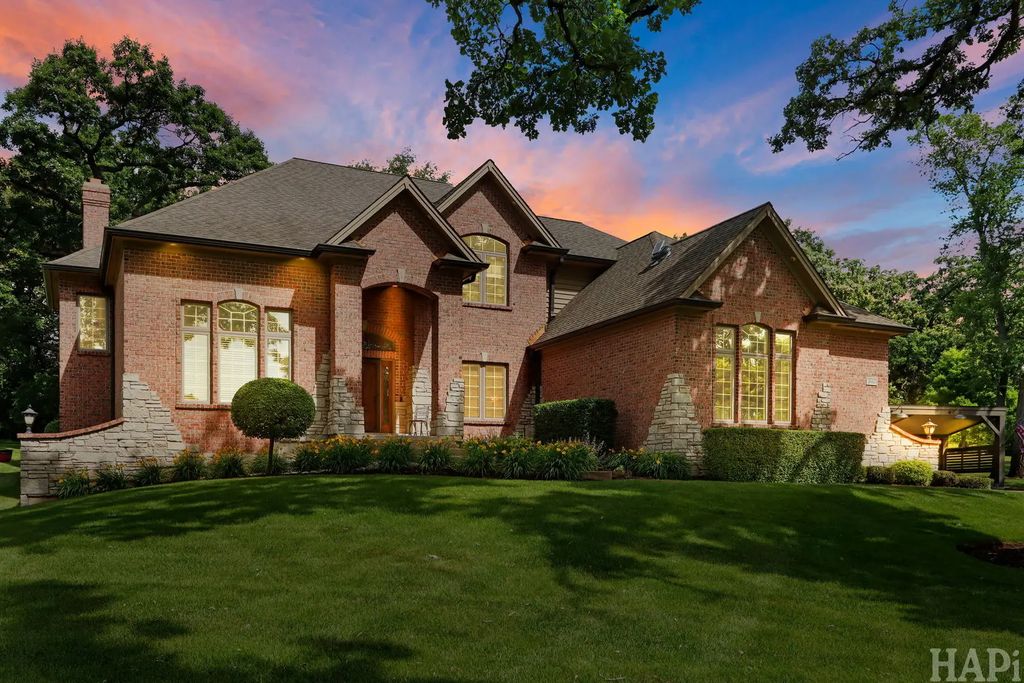 2601 Rolling Oaks Road, Spring Grove