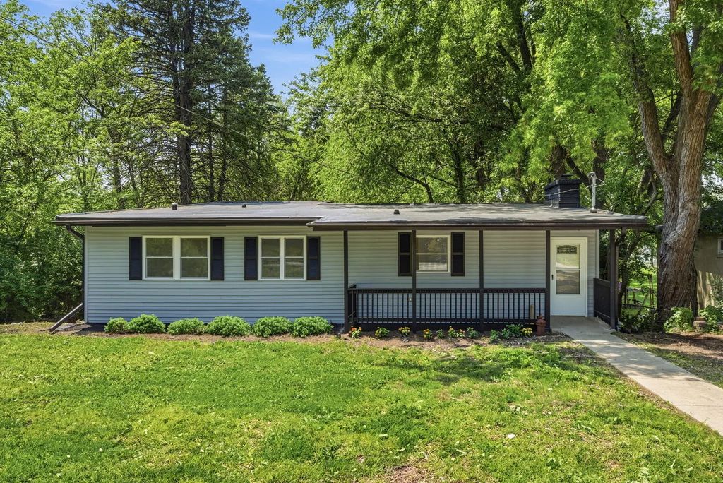 1302 S Lawler Avenue, Lombard