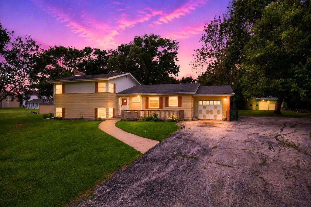 4110 Orchard Lane, Matteson