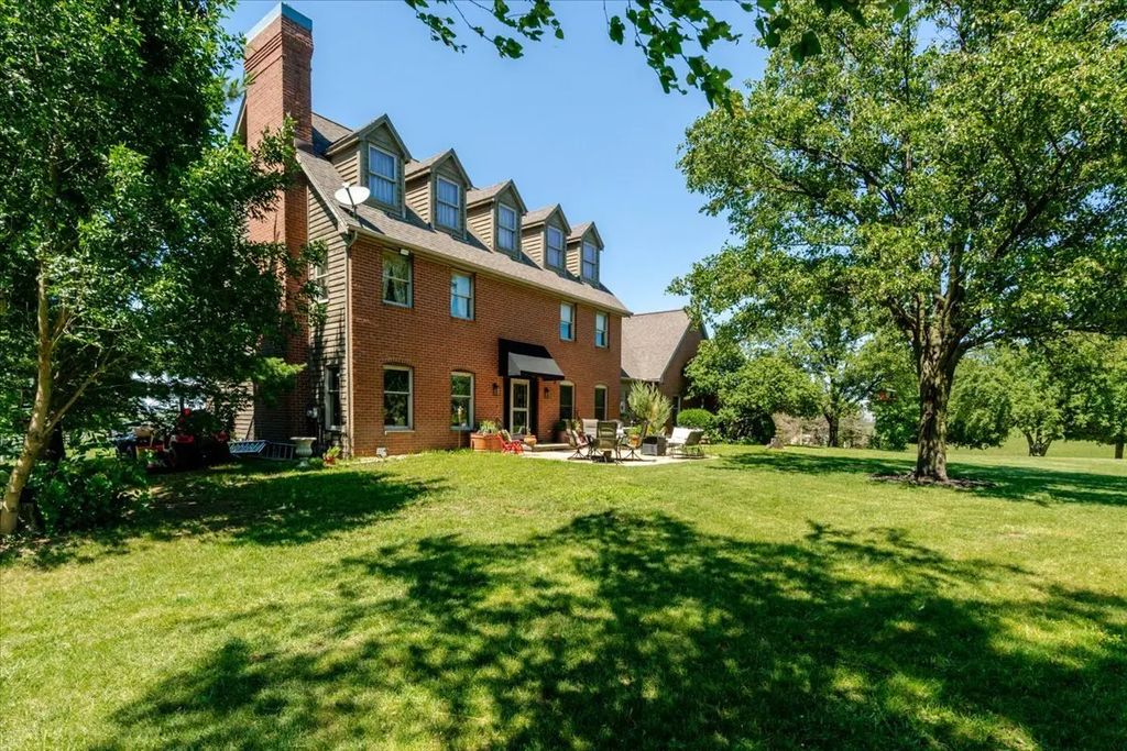 7490 E 700 North Road, Mclean