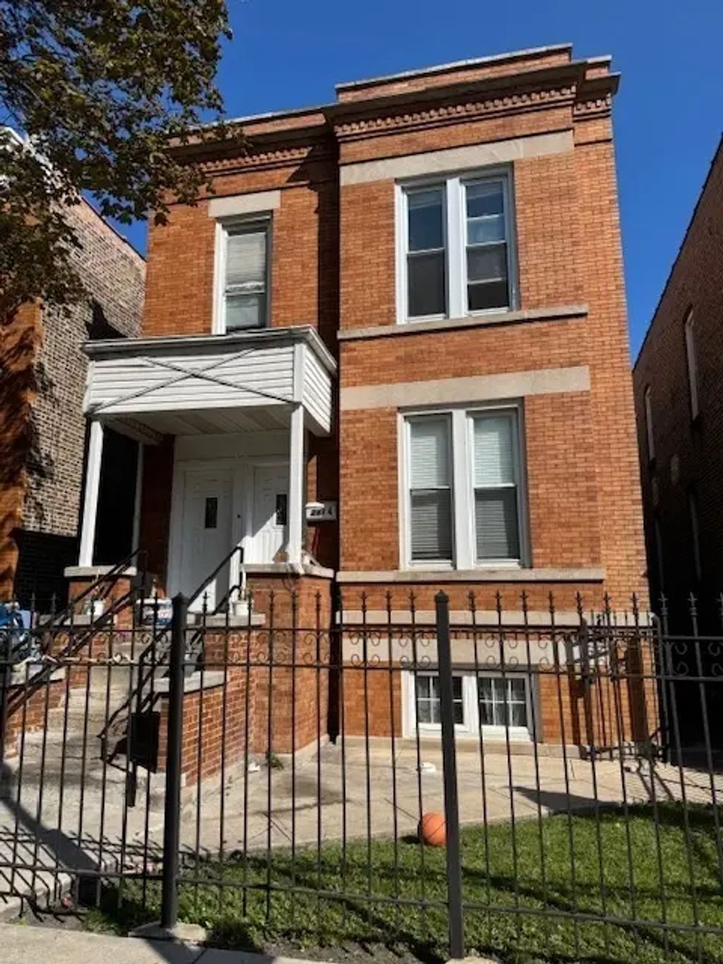 2434 W Pershing Road, Chicago, 60632