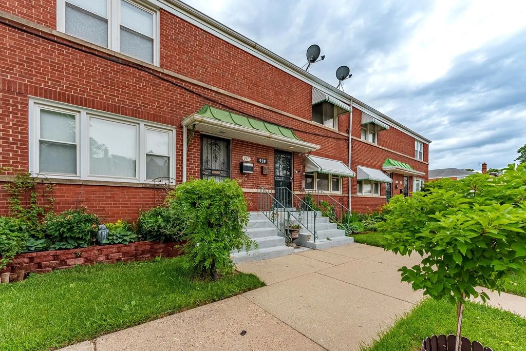 939 Bellwood Avenue, Bellwood