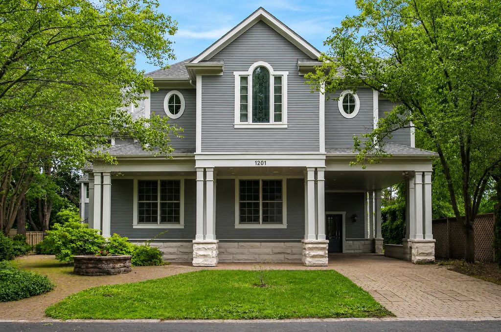 1201 Brown Hills Road, Rockford