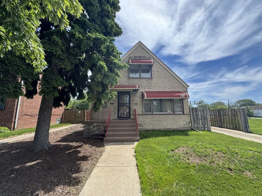 13943 S State Street 2, Riverdale