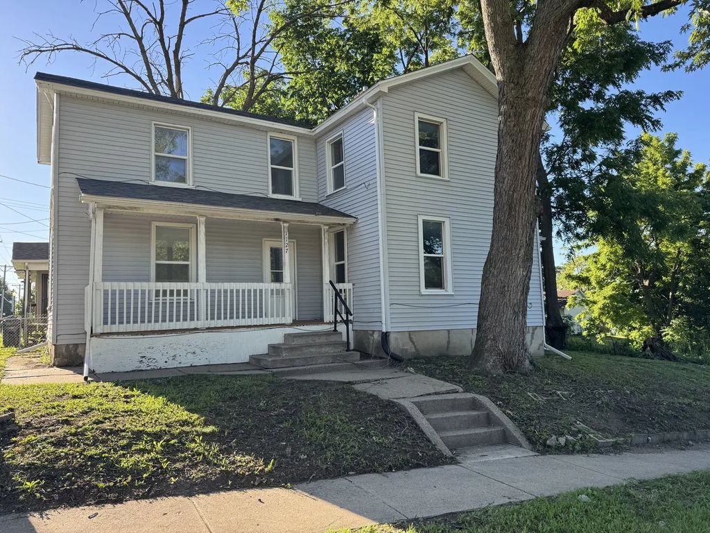 1127 N Ripley Street, Davenport