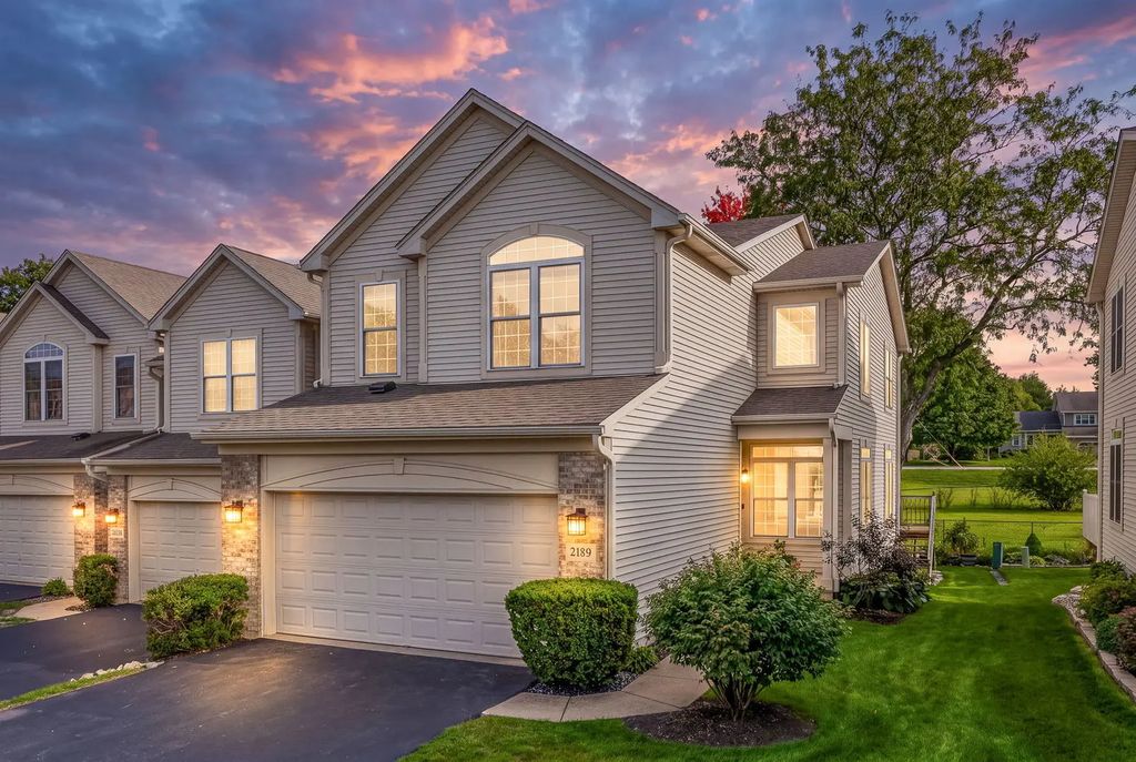 2139 Ashley Court 2139, Downers Grove