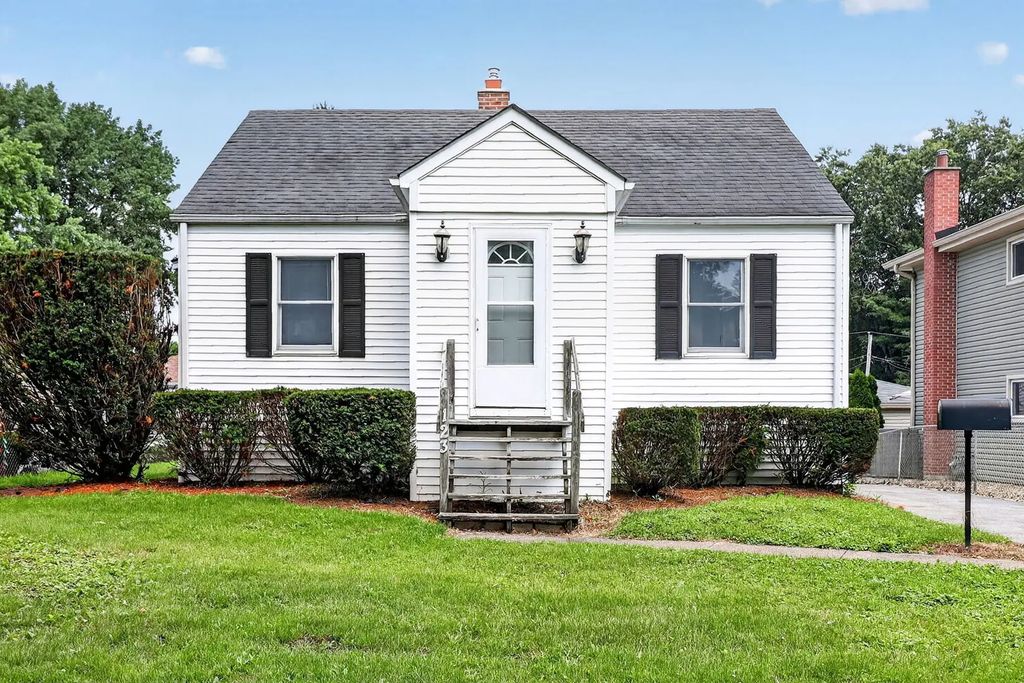 123 S Ellyn Avenue, Glen Ellyn