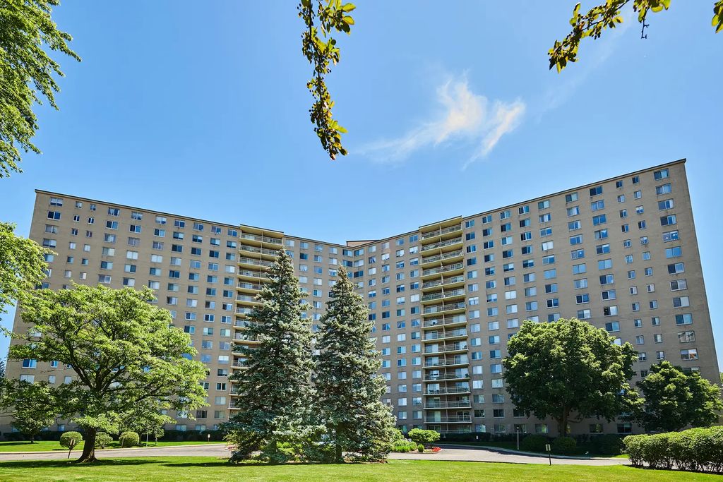 7061 N Kedzie Avenue 913, Chicago