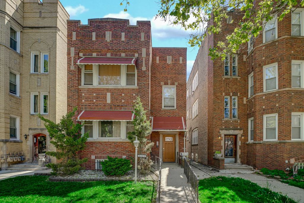 8233 S Langley Avenue G, Chicago