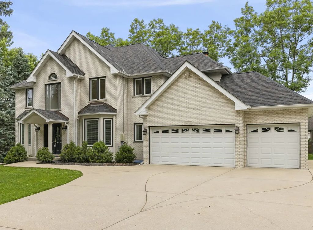 16w374 94th Street, Burr Ridge