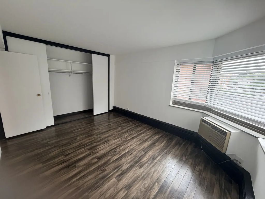 7337 S South Shore Drive 326, Chicago