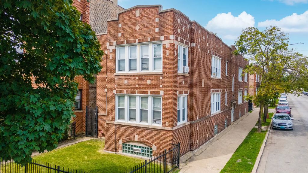 1633 W 76th Street 1w, Chicago
