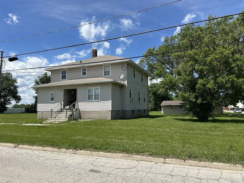 2405 E Court Street, Kankakee