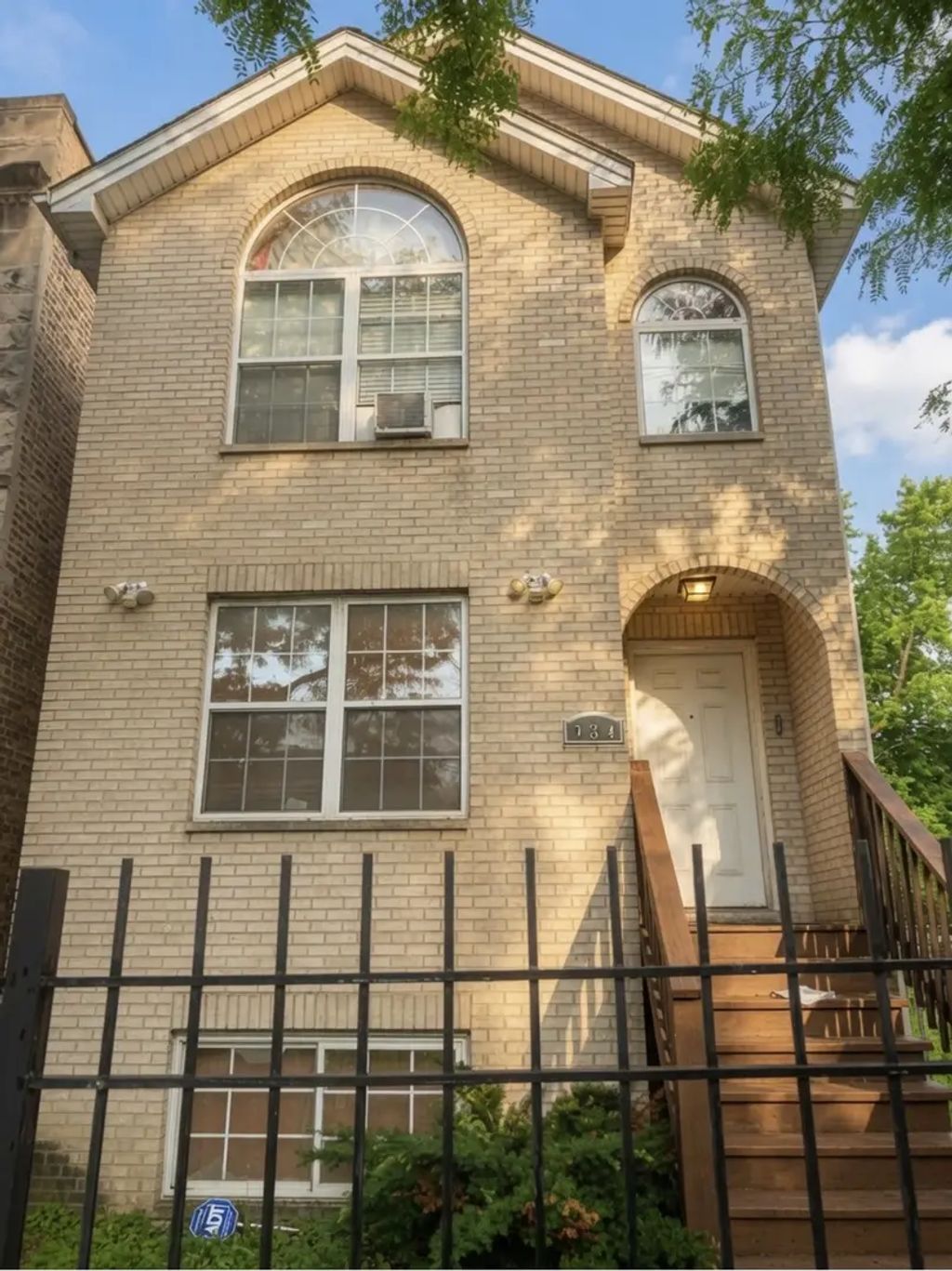754 S Kenneth Avenue, Chicago