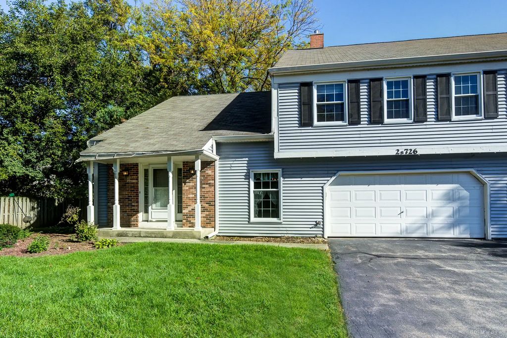 2s726 Timber Drive, Warrenville