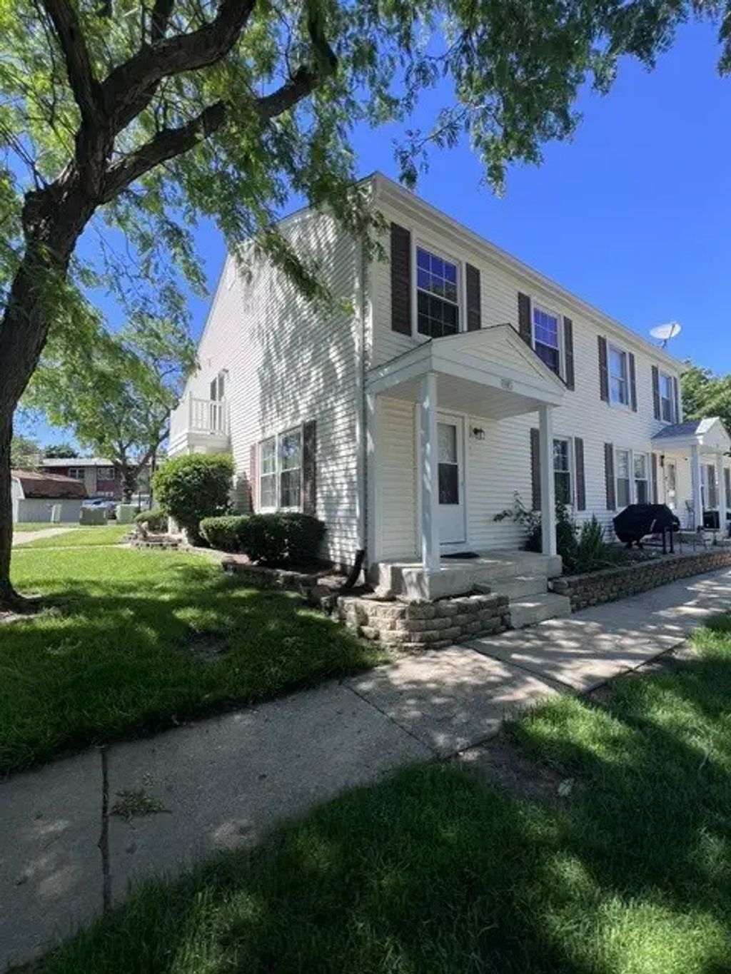 518 Darlene Lane C, Glendale Heights