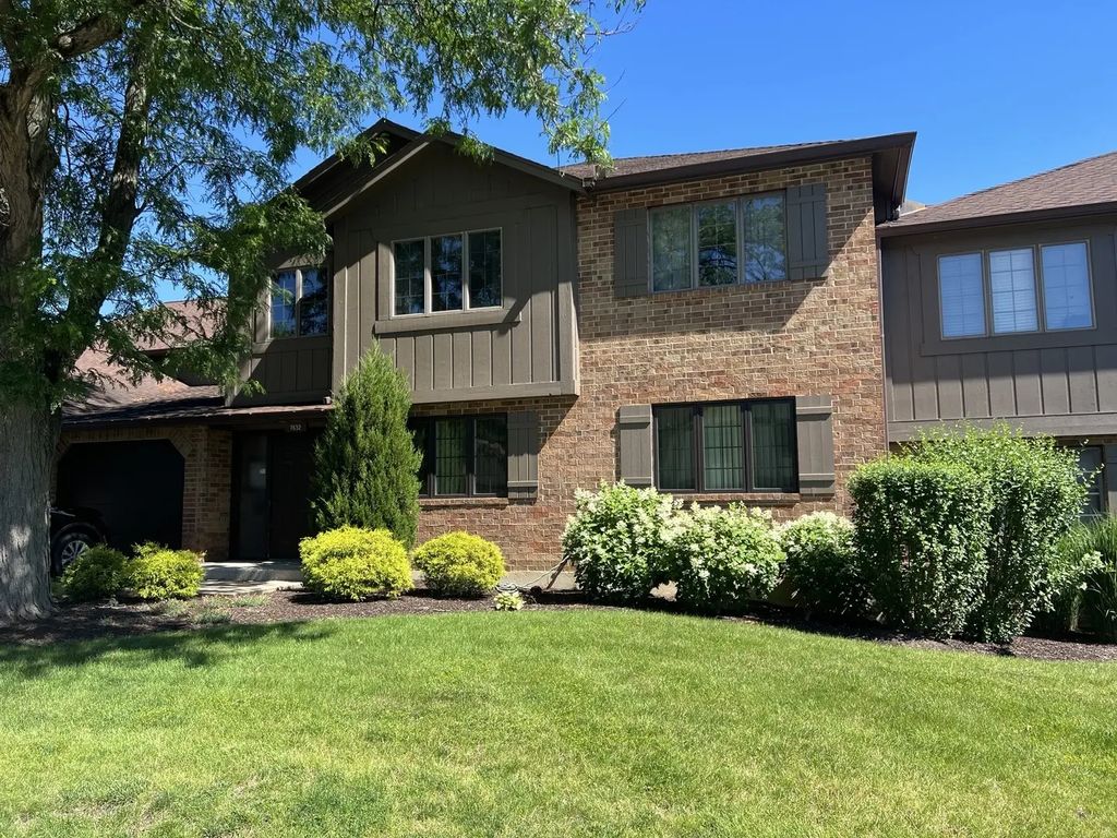 7632 W Arquilla Drive 2a, Palos Heights