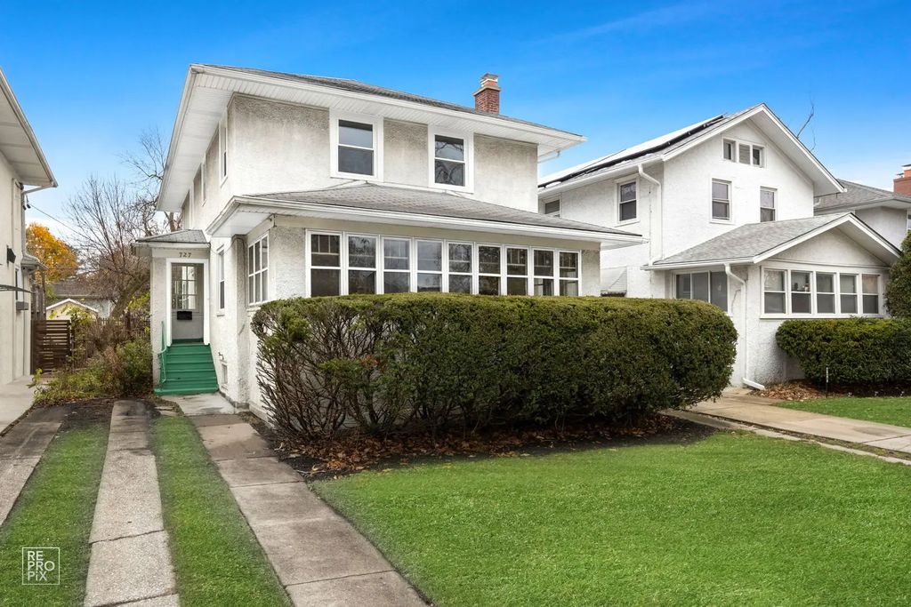 727 N Ridgeland Avenue, Oak Park