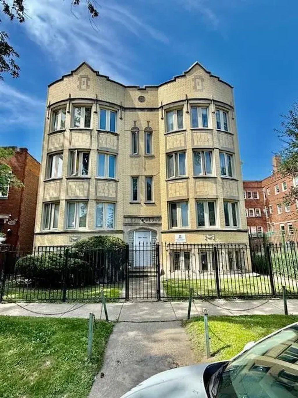 7932 S Kingston Avenue Grdn, Chicago