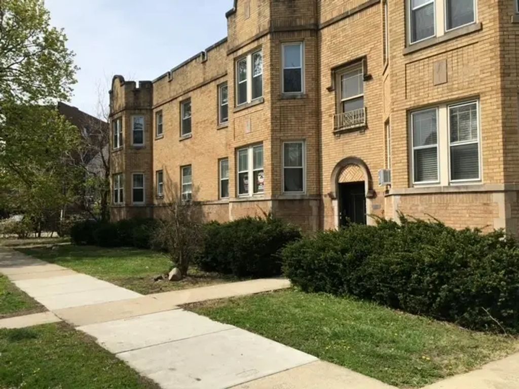 3726 N Christiana Avenue, Chicago, 60618