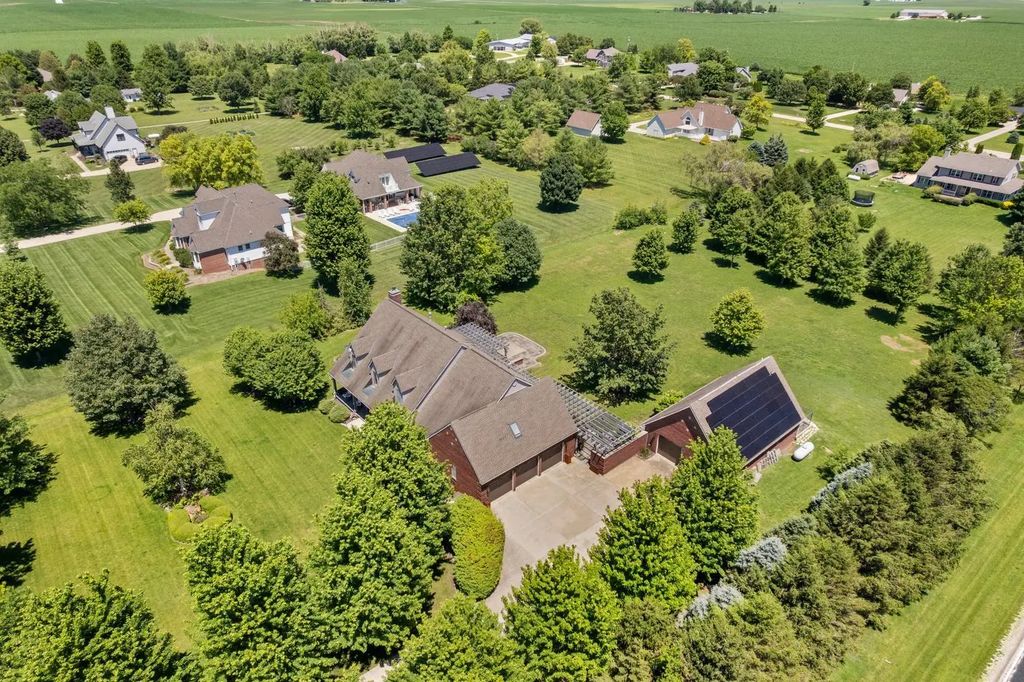 2102 Belmont Park Lane, Champaign