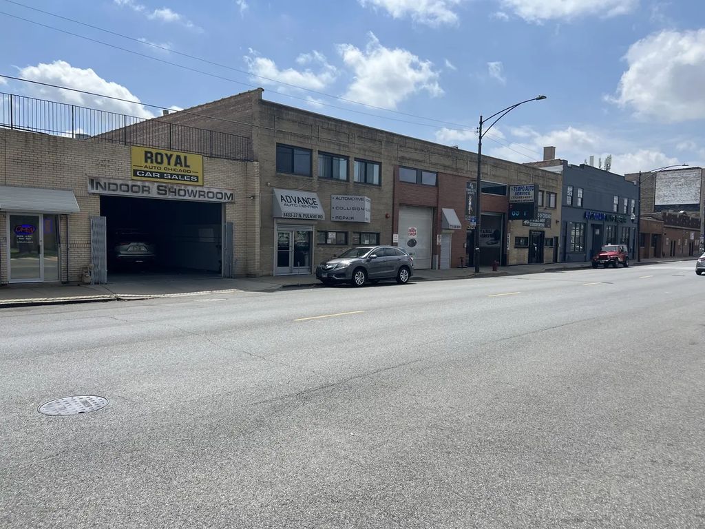 3433 N Pulaski Road, Chicago, 60641
