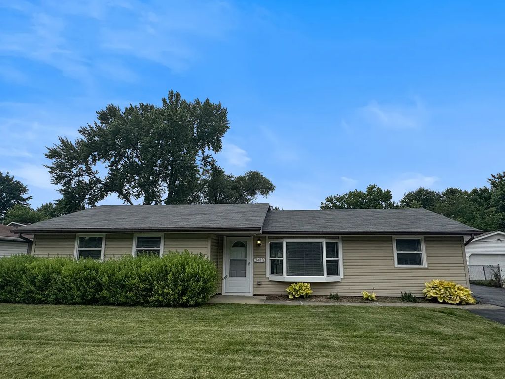 2413 Meridian Drive, Joliet