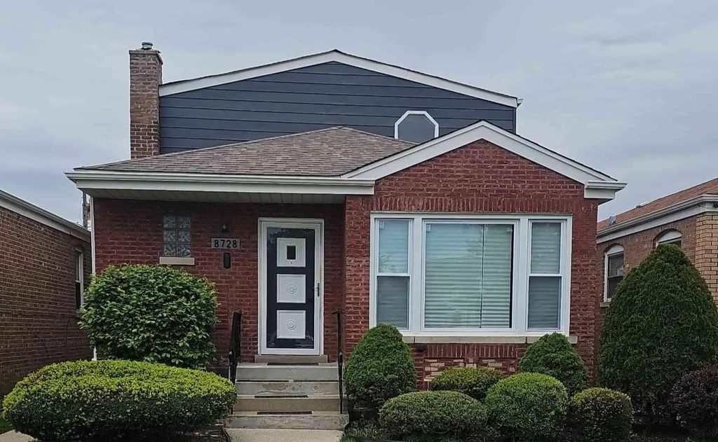 8728 S King Drive, Chicago