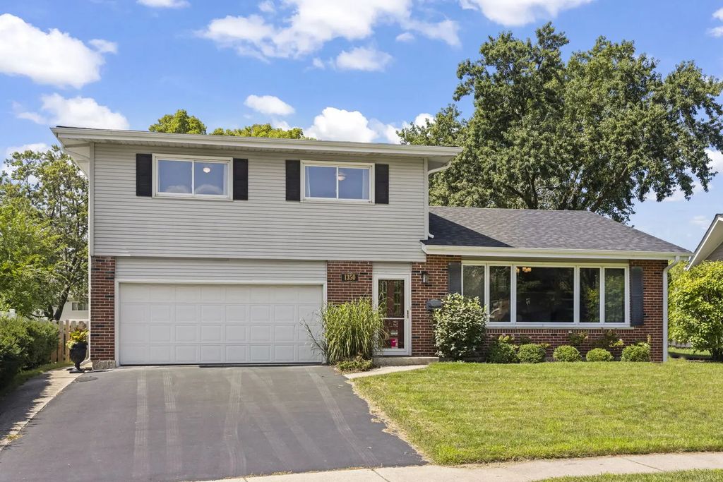 1350 S Rebecca Road, Lombard