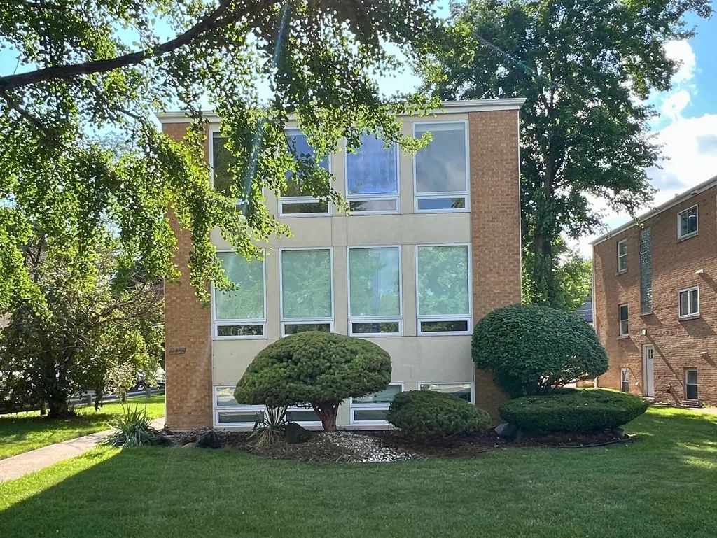 3014 Harlem Avenue G, Riverside