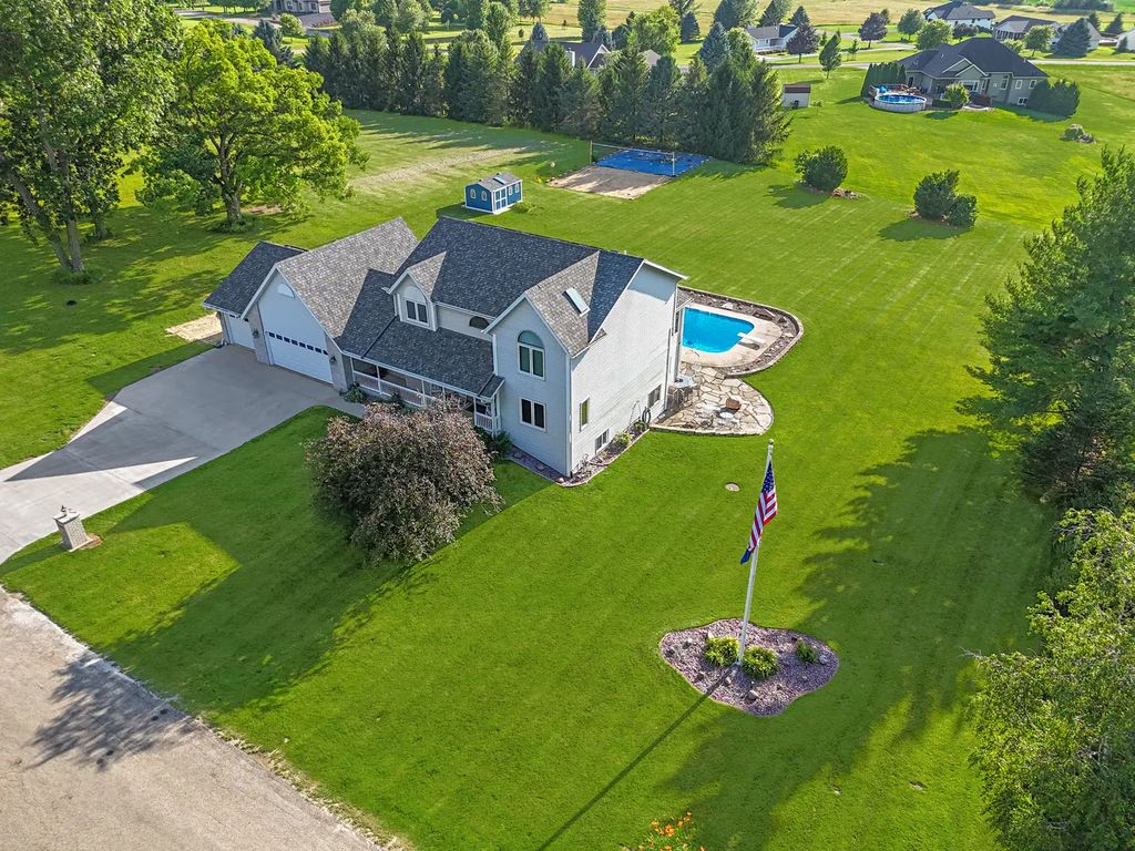 1954 Delmar Drive, Freeport