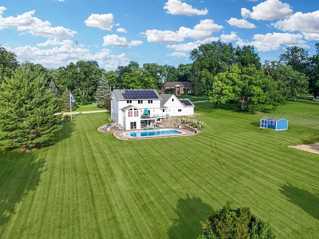 1954 Delmar Drive, Freeport