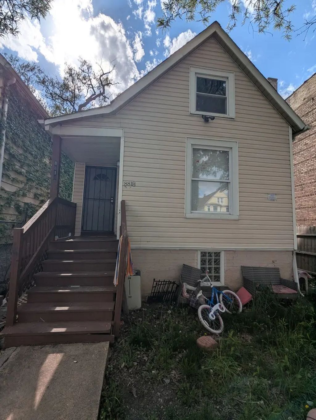 8818 S Carpenter Street, Chicago, 60620