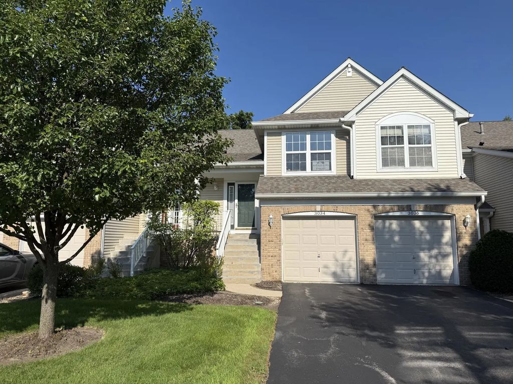 3034 Autumn Lake Drive, Aurora