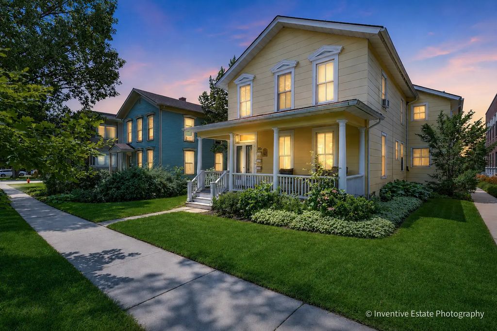 15 N Brainard Street, Naperville