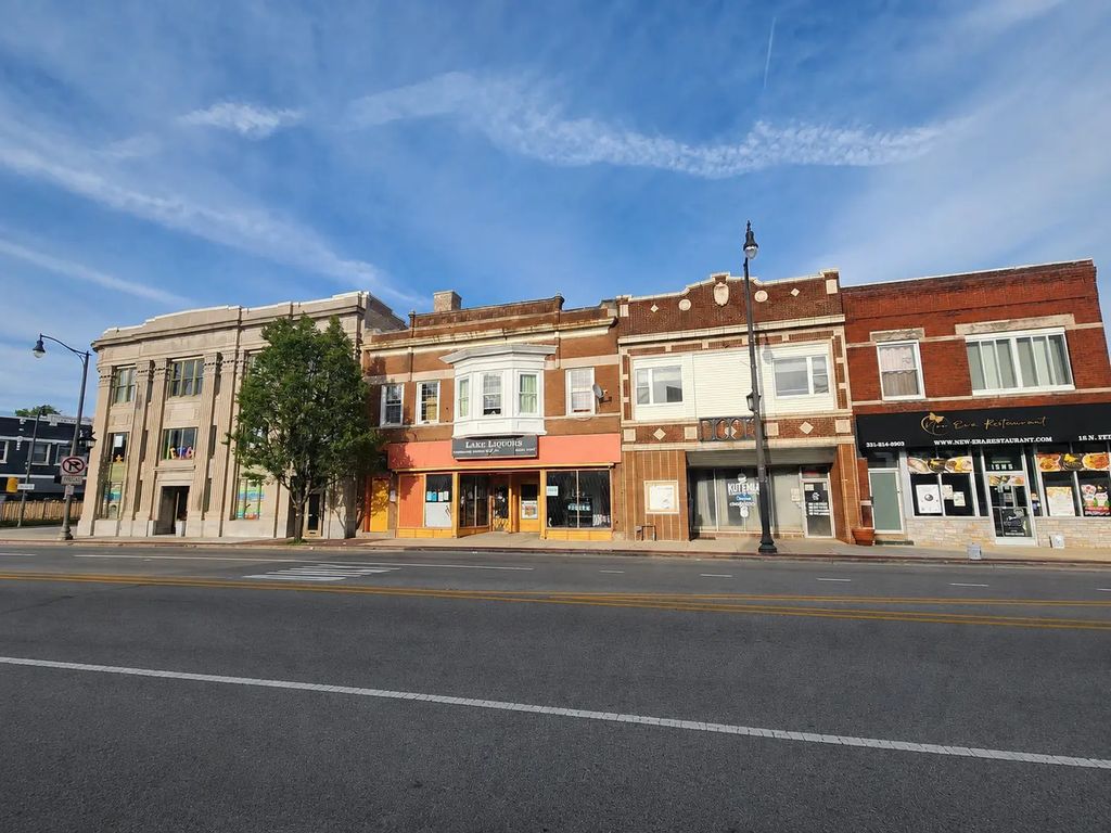 19 N 5th Avenue, Maywood
