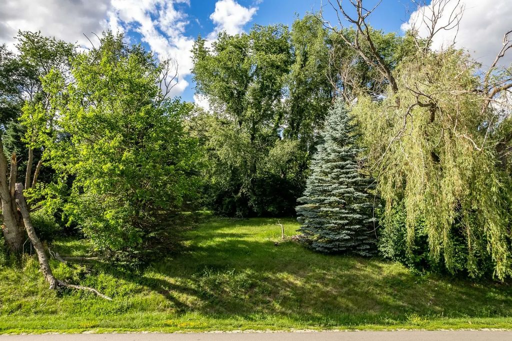 306 Briar Cliff Street Sw, Poplar Grove